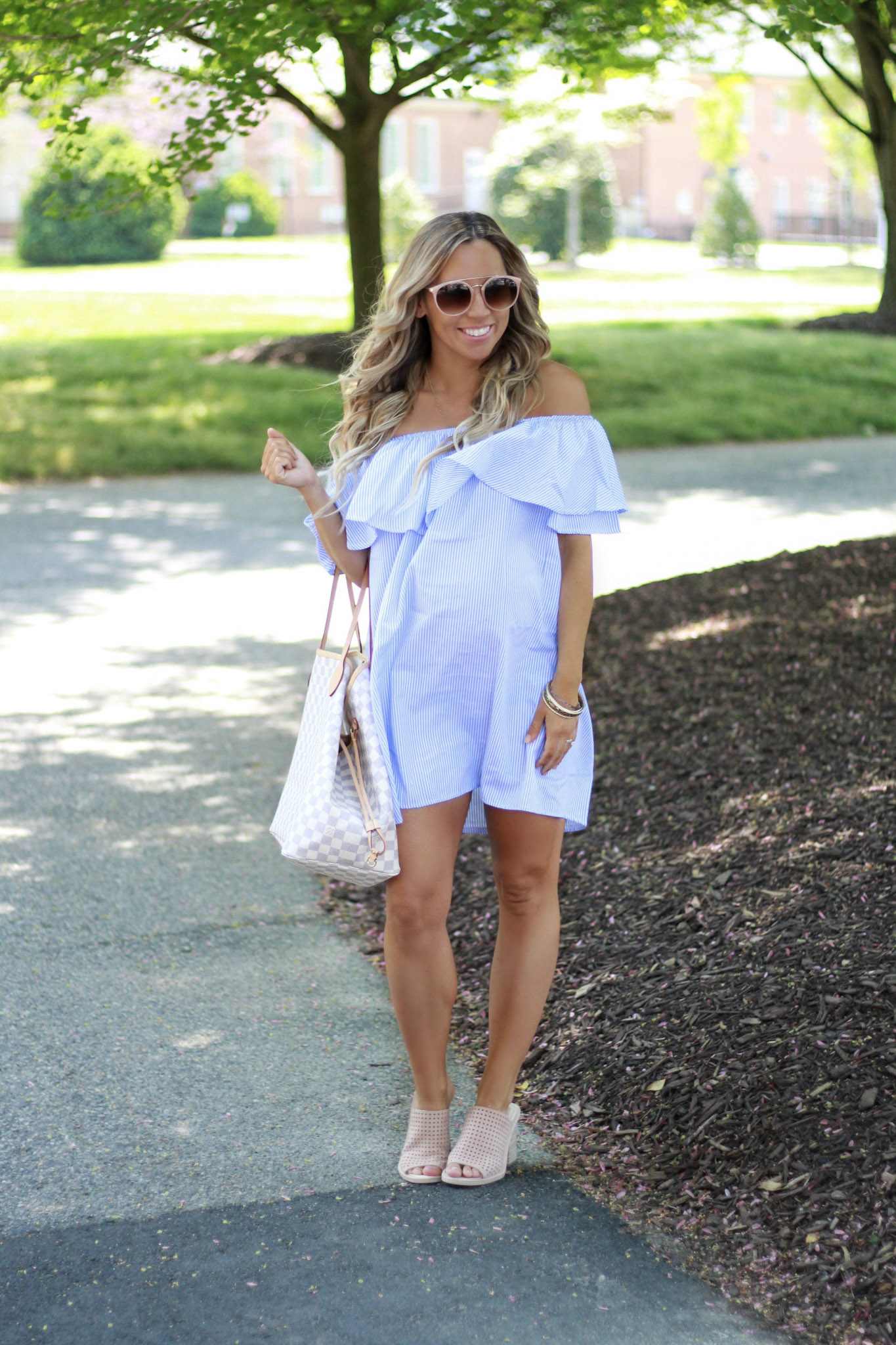 Maternity Style, Blue Ruffle Dress